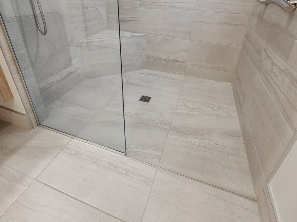 pose receveur extra plat sur chape - IMG de garde