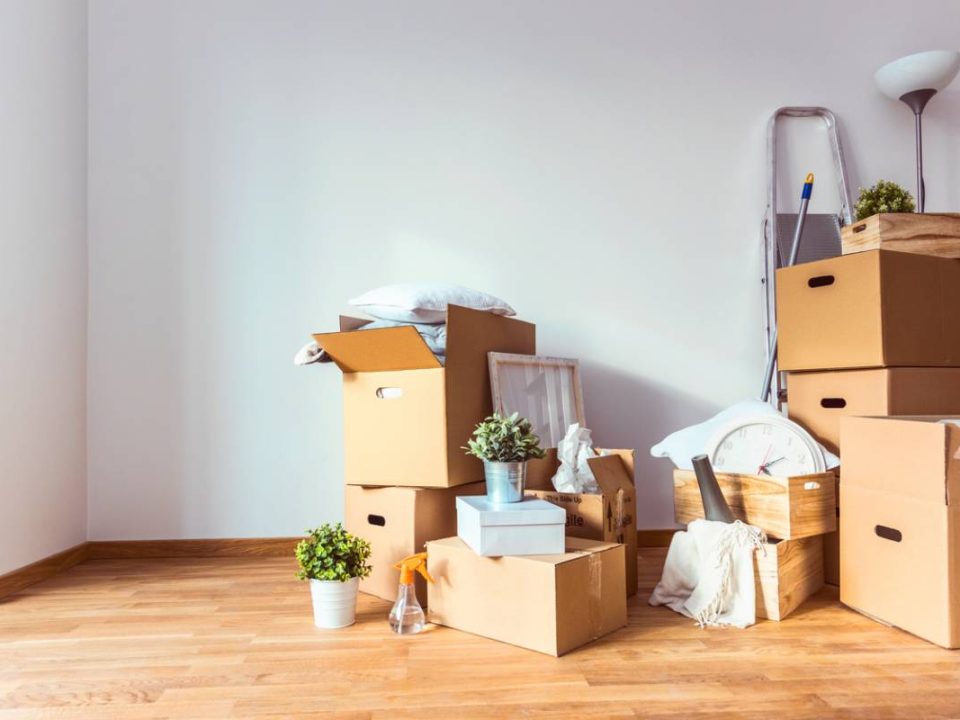 Comment préparer votre appartement pour un débarras réussi